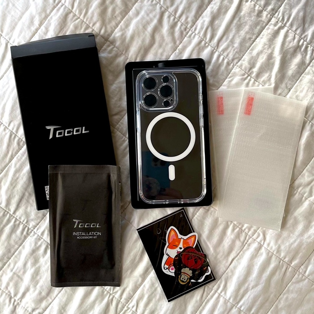 NEW TOCOL IPhone 15 Pro Clear Case, Magnetic